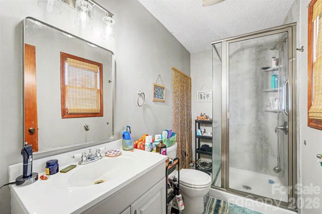 129 Laura Road, Mooresville, NC 28117