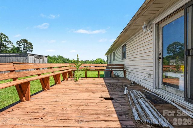 129 Laura Road, Mooresville, NC 28117