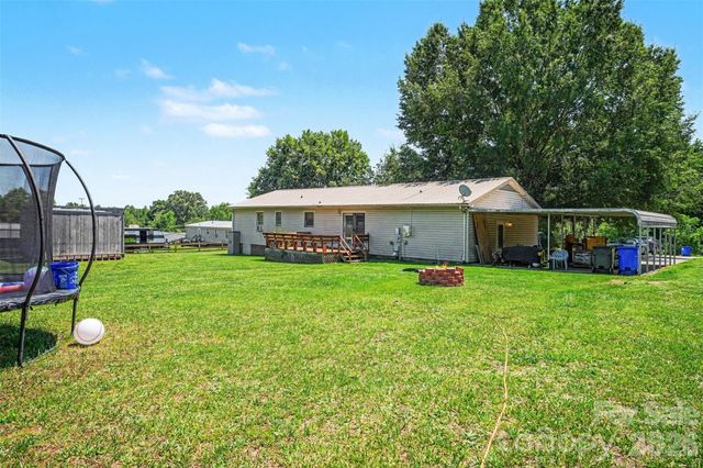 129 Laura Road, Mooresville, NC 28117