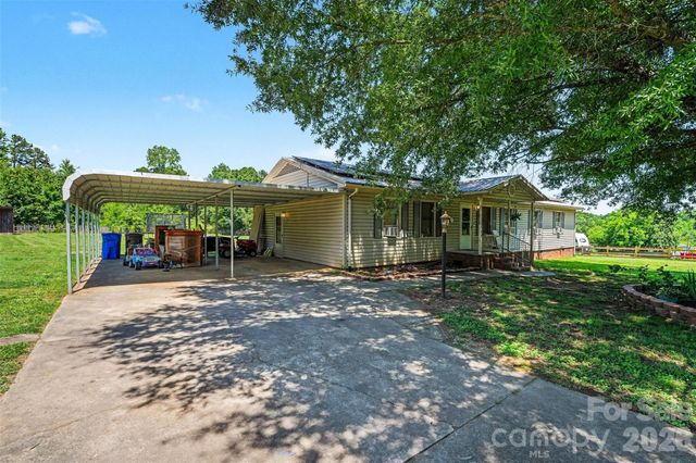 129 Laura Road, Mooresville, NC 28117