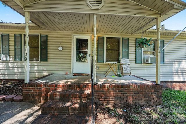 129 Laura Road, Mooresville, NC 28117