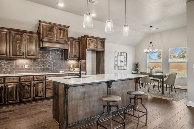 17427 240th Street, Washington, OK 73093