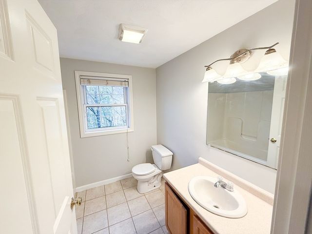 14 Eastern Ave, Haverhill, MA 01830