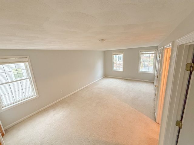 14 Eastern Ave, Haverhill, MA 01830