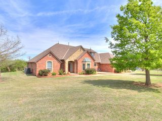 5877 W Washington Avenue, Piedmont, OK 73078