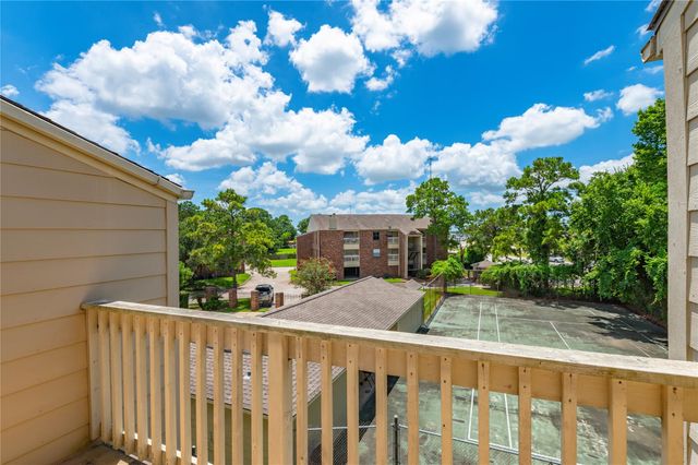 2501 Gulf Freeway 6A, Dickinson, TX 77539