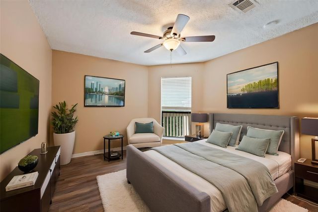 2501 Gulf Freeway 6A, Dickinson, TX 77539