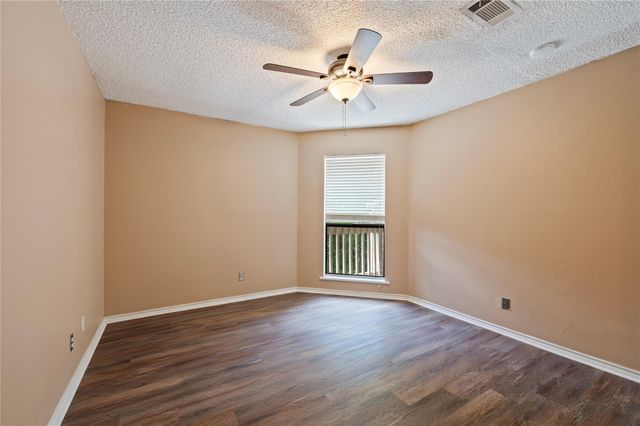 2501 Gulf Freeway 6A, Dickinson, TX 77539