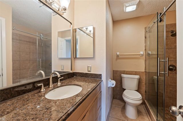 2501 Gulf Freeway 6A, Dickinson, TX 77539
