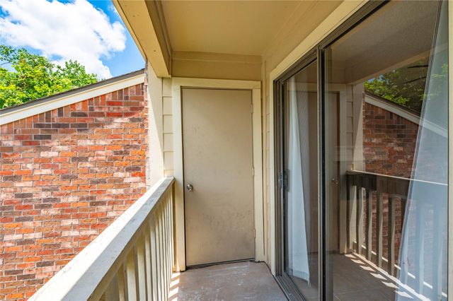 2501 Gulf Freeway 6A, Dickinson, TX 77539