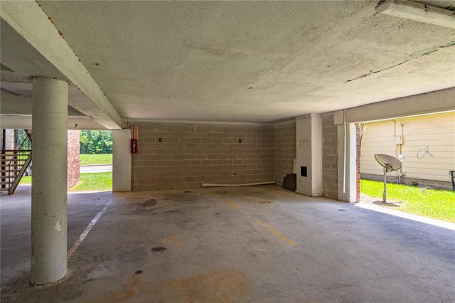2501 Gulf Freeway 6A, Dickinson, TX 77539
