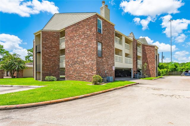 2501 Gulf Freeway 6A, Dickinson, TX 77539