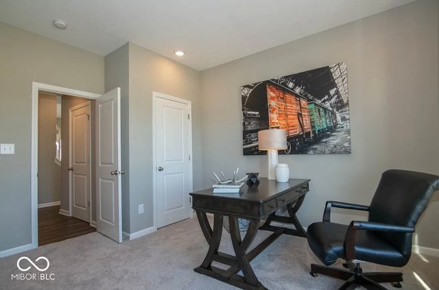 10048 Falls Canyon Lane, Indianapolis, IN 46229