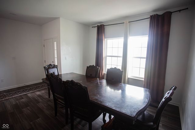 10048 Falls Canyon Lane, Indianapolis, IN 46229