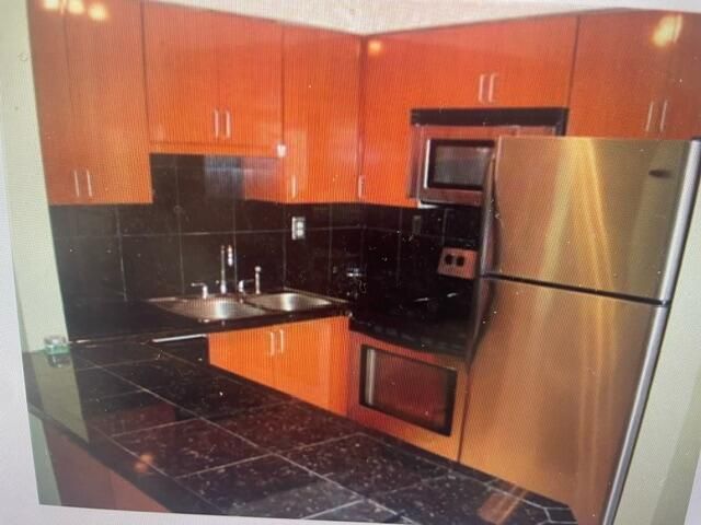 4051 NE 13th Avenue 61-3, Oakland Park, FL 33334