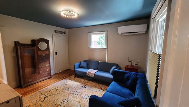 55 Buffum St 2, Salem, MA 01970