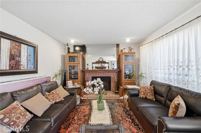 7857 Embry Point, San Diego, CA 92126