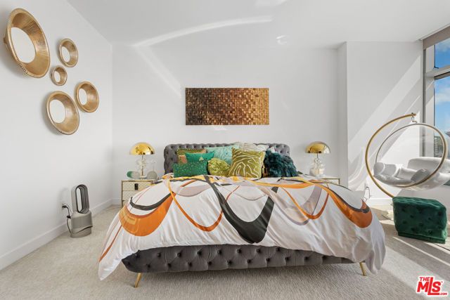 900 W Olympic Boulevard 31i, Los Angeles, CA 90015