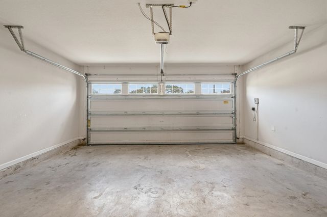 8772 Kaye Ln, Jacksonville, FL 32244