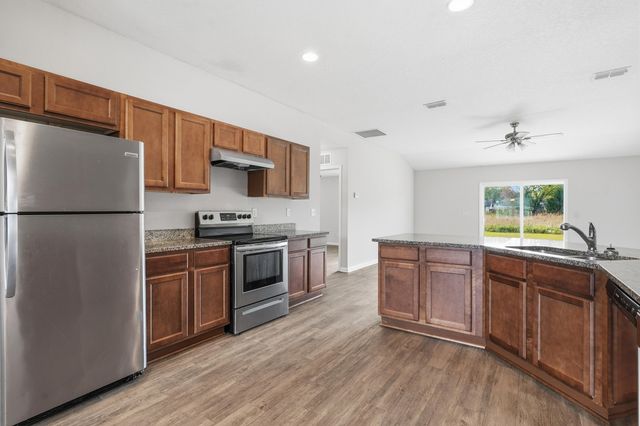 8772 Kaye Ln, Jacksonville, FL 32244