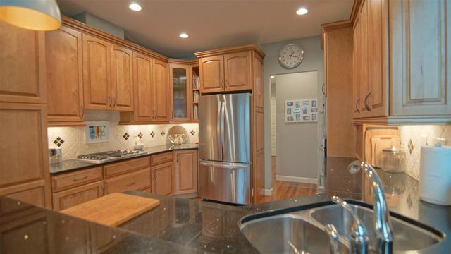 4033 Schmuhl Road, Benton Harbor, MI 49022