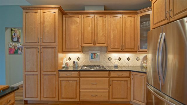 4033 Schmuhl Road, Benton Harbor, MI 49022