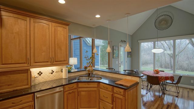 4033 Schmuhl Road, Benton Harbor, MI 49022