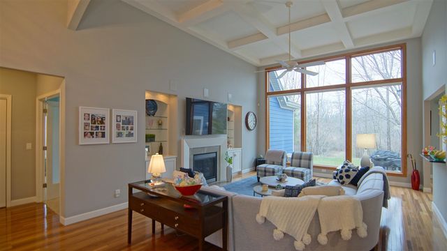 4033 Schmuhl Road, Benton Harbor, MI 49022