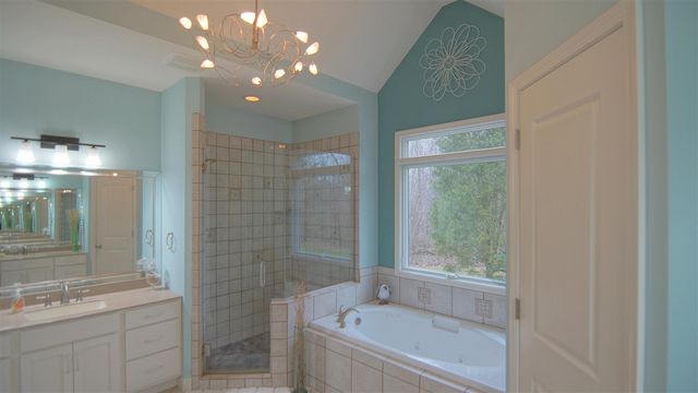 4033 Schmuhl Road, Benton Harbor, MI 49022