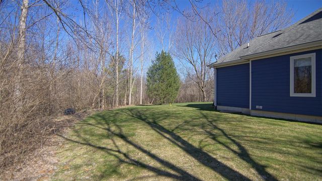 4033 Schmuhl Road, Benton Harbor, MI 49022