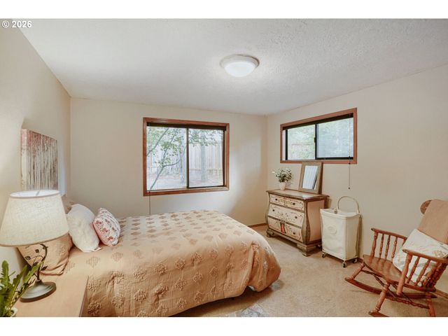 11270 Sw QUELLE Pl, Tigard, OR 97223