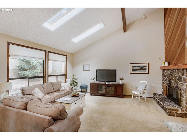 11270 Sw QUELLE Pl, Tigard, OR 97223