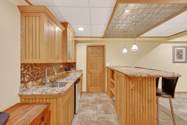 5636 9th Avenue, Countryside, IL 60525