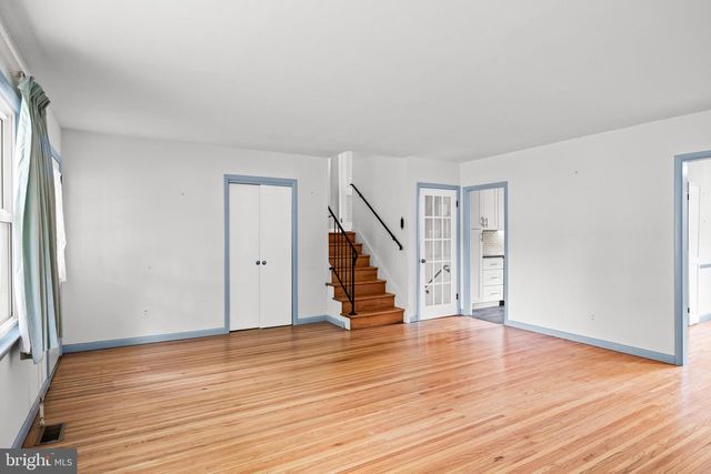 416 HOOTEN PL, Moorestown, NJ 08057