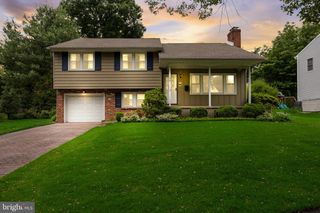 416 HOOTEN PL, Moorestown, NJ 08057