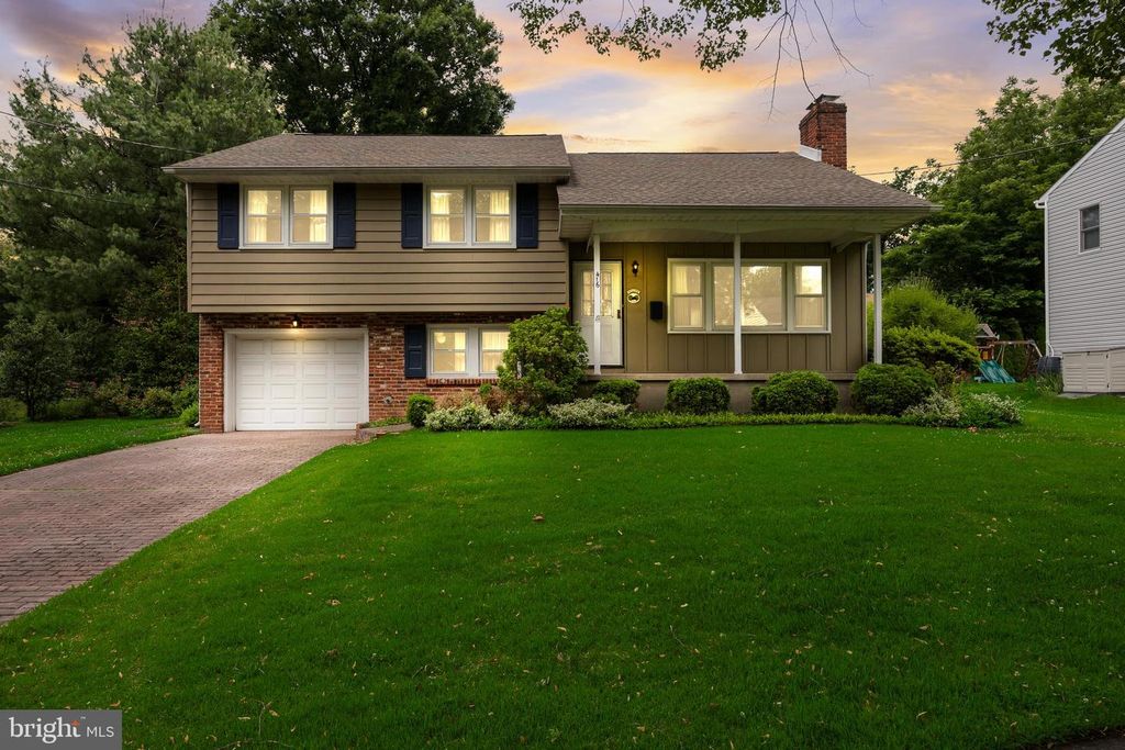 416 HOOTEN PL, Moorestown, NJ 08057