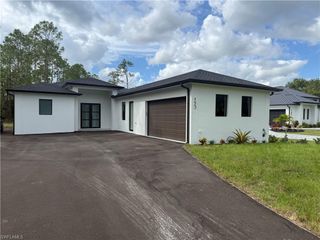 153 Everglades BLVD N, Naples, FL 34120