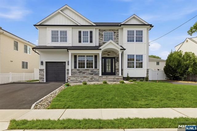 137 Platt Avenue, Saddle Brook, NJ 07663
