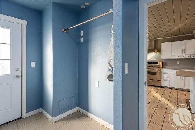 423 Kuhlman DRIVE, Billings, MT 59105