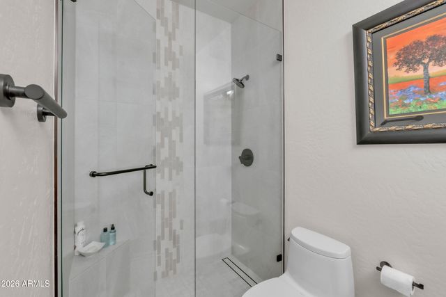 2236 W SPUR Drive, Phoenix, AZ 85085