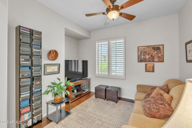 2236 W SPUR Drive, Phoenix, AZ 85085