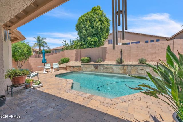 2236 W SPUR Drive, Phoenix, AZ 85085