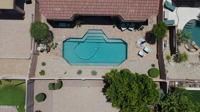 2236 W SPUR Drive, Phoenix, AZ 85085