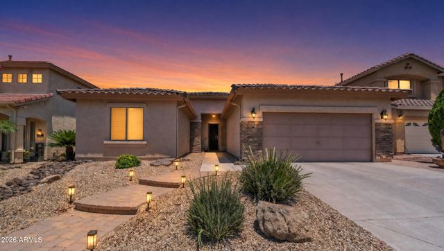 2236 W SPUR Drive, Phoenix, AZ 85085