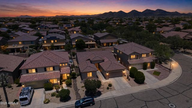 2236 W SPUR Drive, Phoenix, AZ 85085