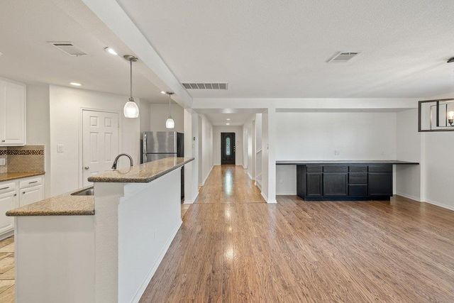 108 Outpost CV, Cedar Park, TX 78613