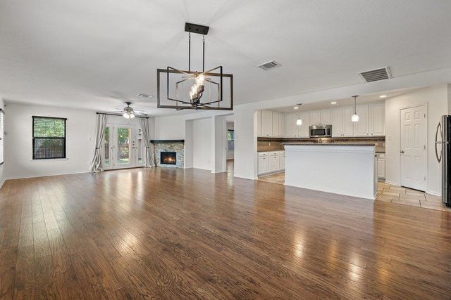 108 Outpost CV, Cedar Park, TX 78613