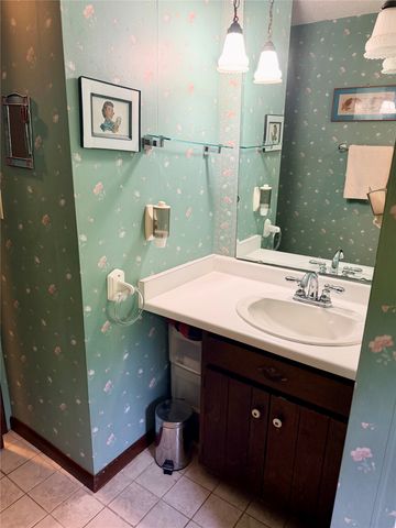 219 SHELHAMER Circle, Edinboro, PA 16412