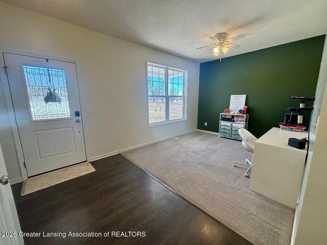 300 S College Road, Mason, MI 48854