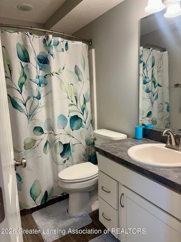 300 S College Road, Mason, MI 48854